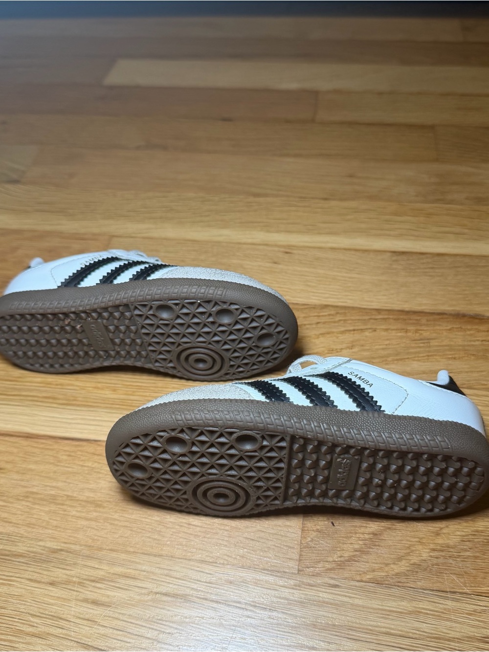 Samba OG Kids White Black Gum Sneakers – Size 10 - Picture 3 of 5